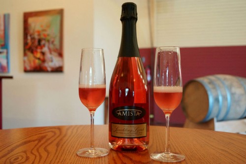 Amista Vineyards Sparkling Syrah